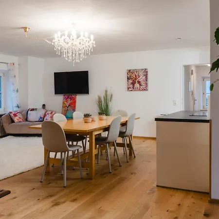 Jelen - Kaffee - Tee - Lichthof - 135 Qm Apartment Kolbermoor