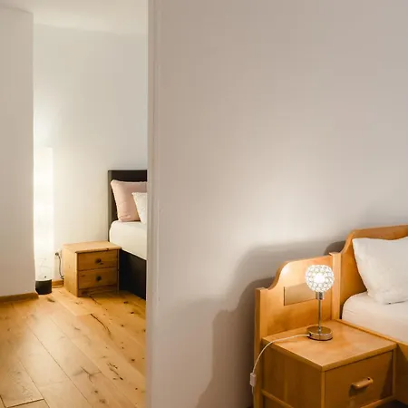 Apartment Jelen - Kaffee - Tee - Lichthof - 135 Qm Kolbermoor