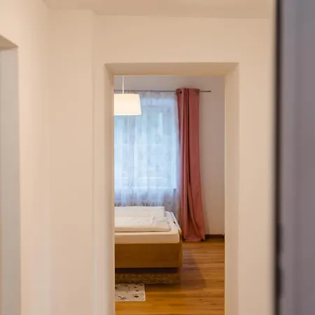 Apartment Jelen - Kaffee - Tee - Lichthof - 135 Qm Kolbermoor