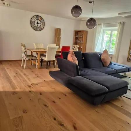Jelen Apartment Kolbermoor